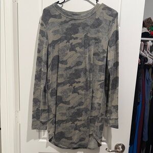Forever 21 Gray Camo Long Sleeve shirt dress